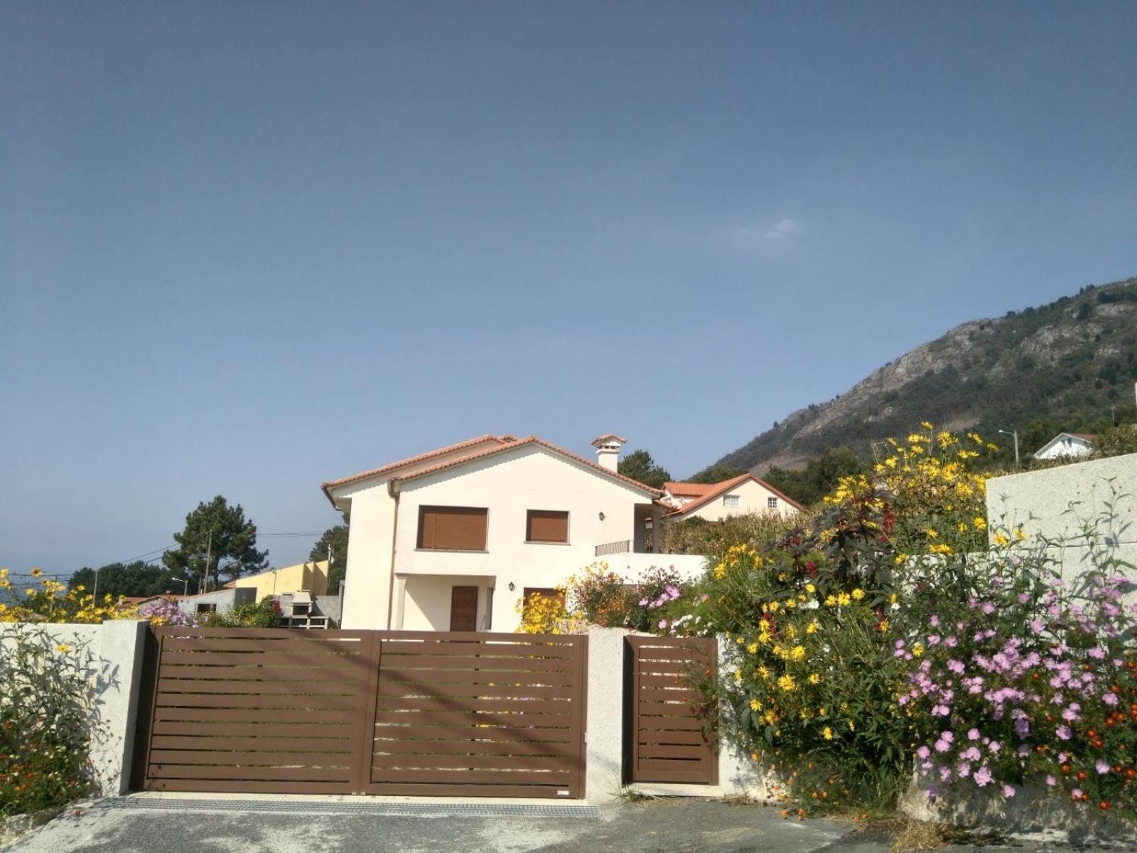 Rooms Peregrinos A Casa Alicia Rosal Exterior foto